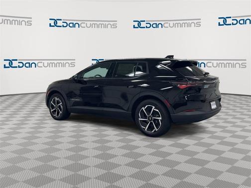 2026 Chevrolet Equinox EV LT 1