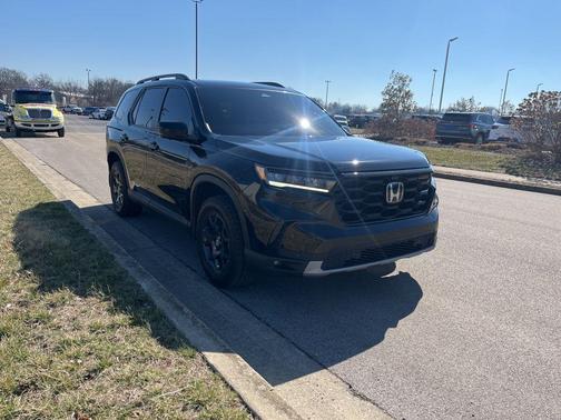 2025 Honda Pilot TrailSport