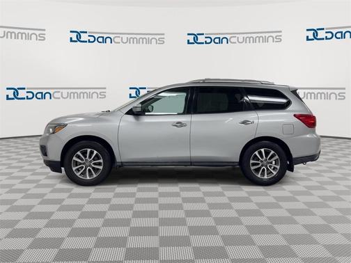 2019 Nissan Pathfinder SV