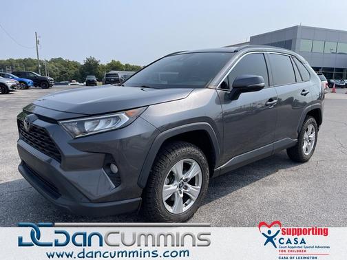 2020 Toyota RAV4 XLE