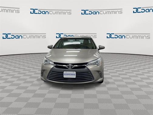 2016 Toyota Camry XLE