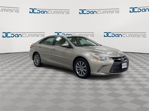2016 Toyota Camry XLE