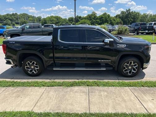2024 GMC Sierra 1500 SLE