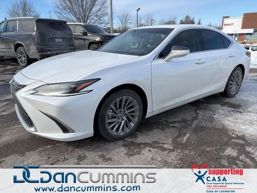 2025 Lexus ES 300h Ultra Luxury