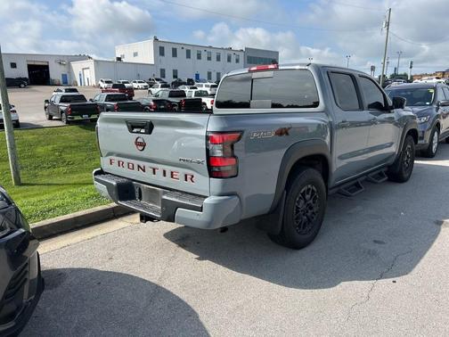 2023 Nissan Frontier PRO-4X