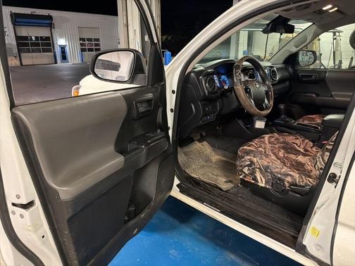 2021 Toyota Tacoma SR