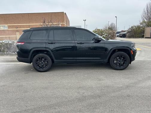 2024 Jeep Grand Cherokee L Laredo