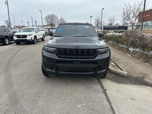 2024 Jeep Grand Cherokee L Laredo