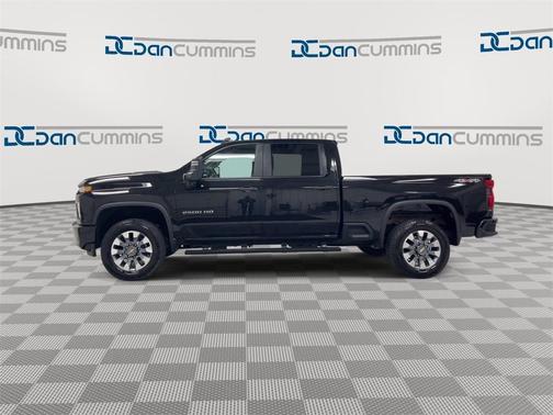 2023 Chevrolet Silverado 2500 Custom