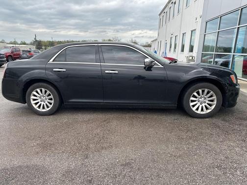2013 Chrysler 300 Base