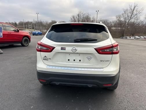 2021 Nissan Rogue Sport SV