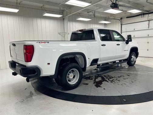 2026 Chevrolet Silverado 3500 WT