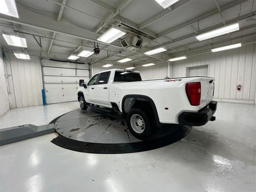 2026 Chevrolet Silverado 3500 WT