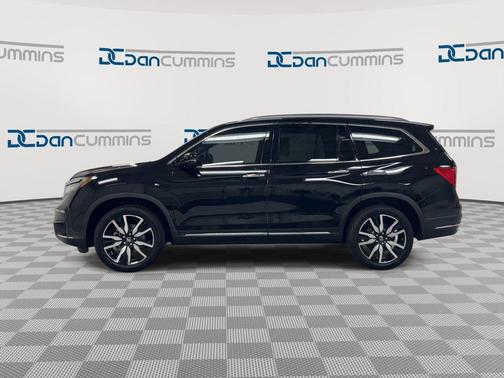 Black 2022 Honda Pilot Elite