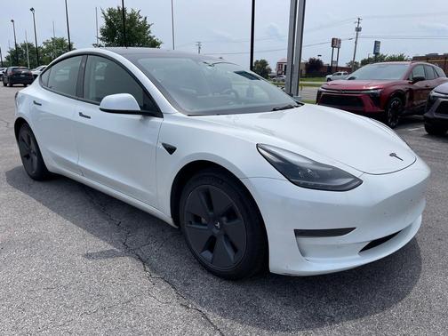 2023 Tesla Model 3 Base
