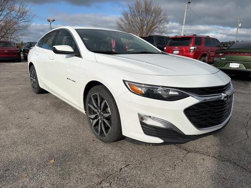2023 Chevrolet Malibu RS