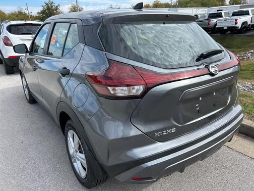 2021 Nissan Kicks S
