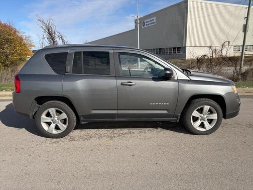 2012 Jeep Compass Sport