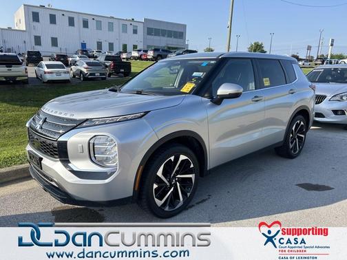 2022 Mitsubishi Outlander ES