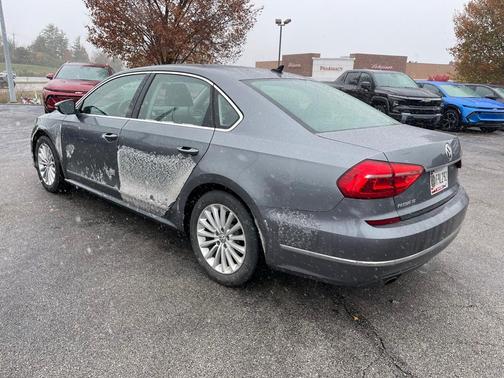 2016 Volkswagen Passat 1.8T SE