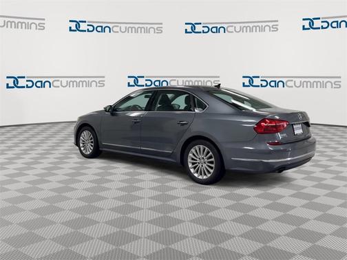 2016 Volkswagen Passat 1.8T SE