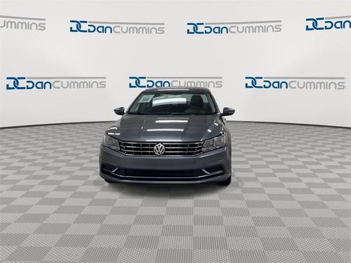 2016 Volkswagen Passat 1.8T SE