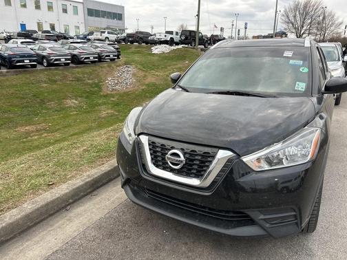 2018 Nissan Kicks SV
