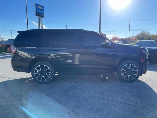 2022 Chevrolet Tahoe RST