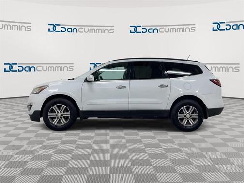 2017 Chevrolet Traverse 2LT