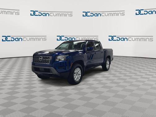 Deep Blue Pearl 2022 Nissan Frontier SV