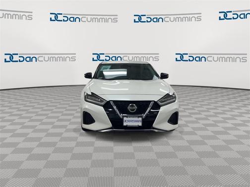 2021 Nissan Maxima SV