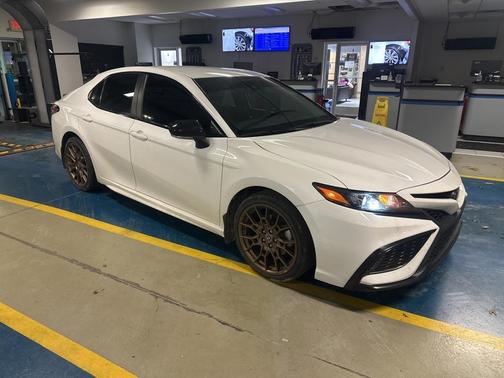 2023 Toyota Camry SE Nightshade