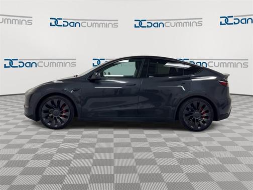 2024 Tesla Model Y Performance