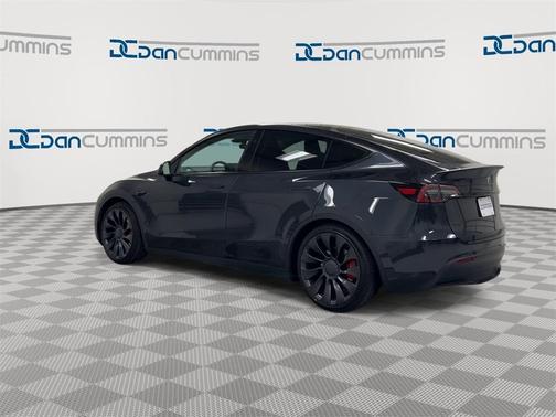 2024 Tesla Model Y Performance