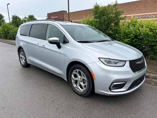 2023 Chrysler Pacifica Limited