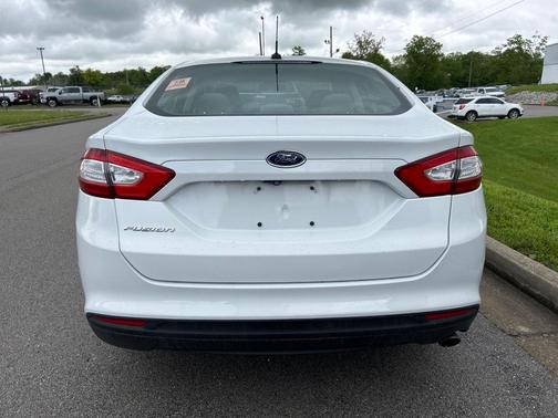 2016 Ford Fusion S