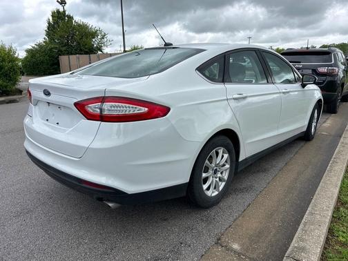 2016 Ford Fusion S