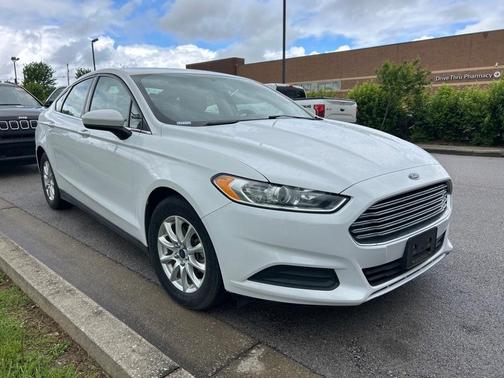2016 Ford Fusion S
