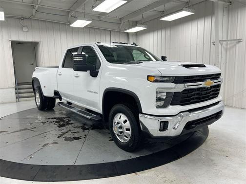 2026 Chevrolet Silverado 3500 LT