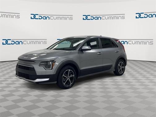2023 Kia Niro LX