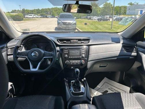 Brilliant Silver 2017 Nissan Rogue S