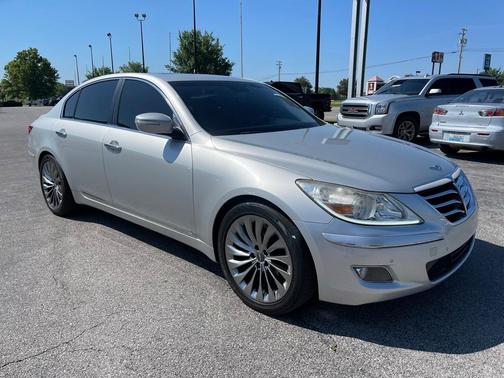 2011 Hyundai Genesis 4.6
