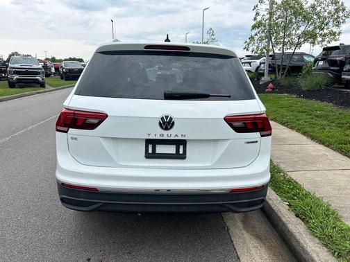2022 Volkswagen Tiguan 2.0T SE