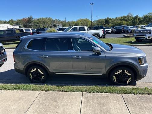 2023 Kia Telluride S