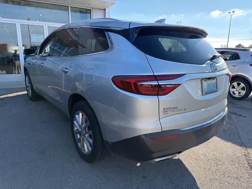 2021 Buick Enclave Essence