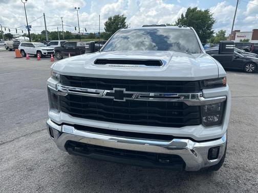 2024 Chevrolet Silverado 3500 LT