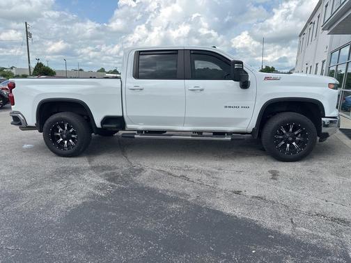 2024 Chevrolet Silverado 3500 LT
