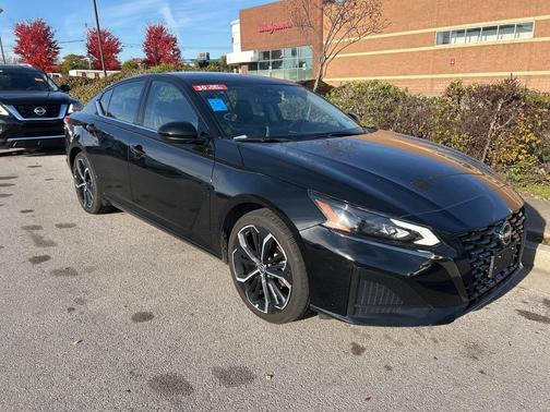 2023 Nissan Altima 2.5 SR