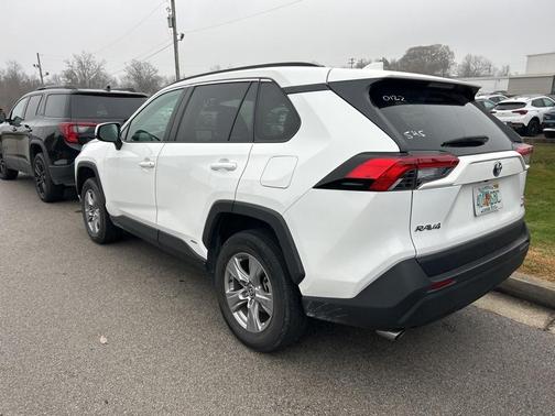 2024 Toyota RAV4 Hybrid XLE