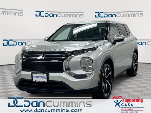 2022 Mitsubishi Outlander ES